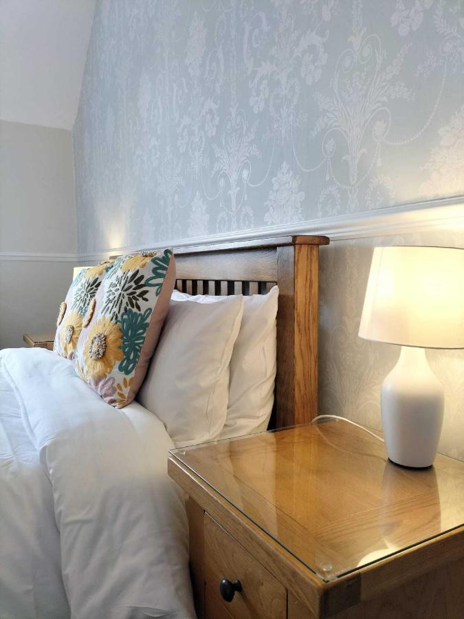 Clarence House Bed and Breakfast Κέσγουικ Εξωτερικό φωτογραφία